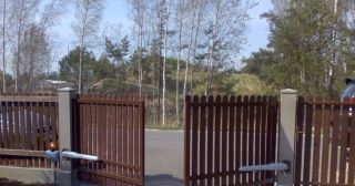 Купить распашные ворота из штакетника Лесосибирск, цена от 2754 руб.