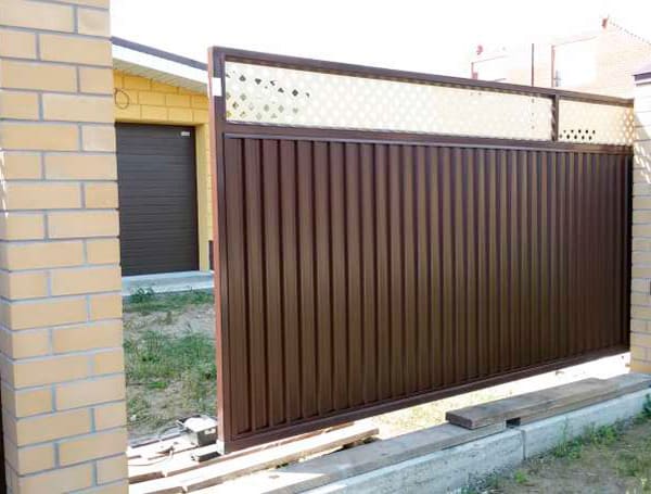 Эстетика и Надежность: Ворота Grand Line для Вашего Дома в Лесосибирске от 37193 руб